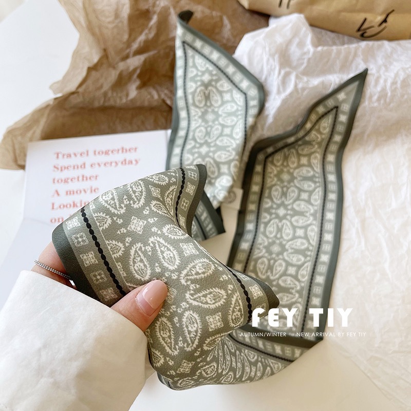 Серия комплектов, шелковый атл – обзор и цена Ascot Neck Scarf
