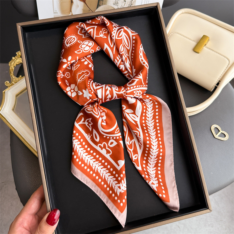 Шелковый платок с принтом кешь – обзор и цена Scarf Silk Square