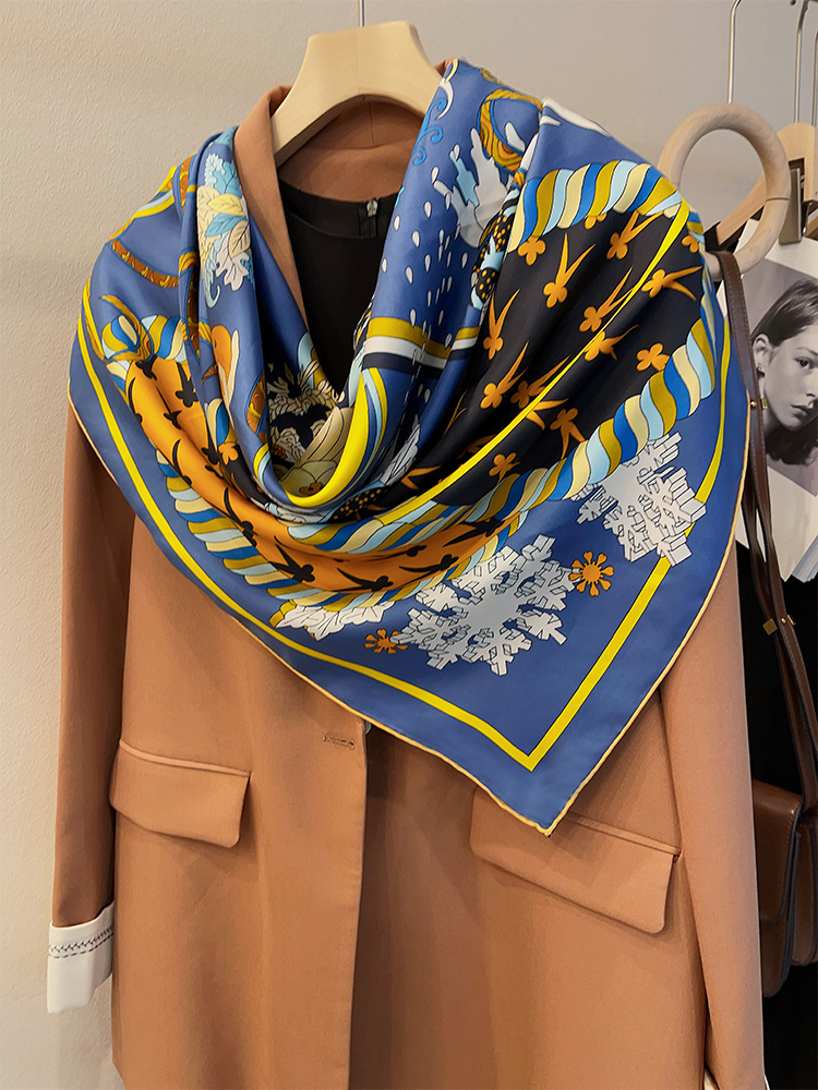 Большой женский шарф из шелка  – обзор и цена Scarf Silk Square